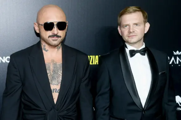Czerwony dywan pełen gwiazd na premierze filmu „Niewidzialna wojna” Patryka Vegi