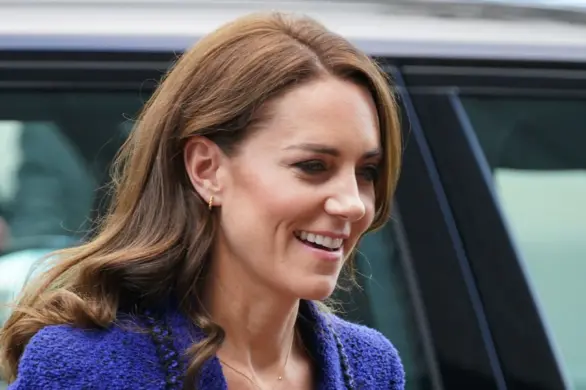 Kate Middleton w vintage marynarce od Channel