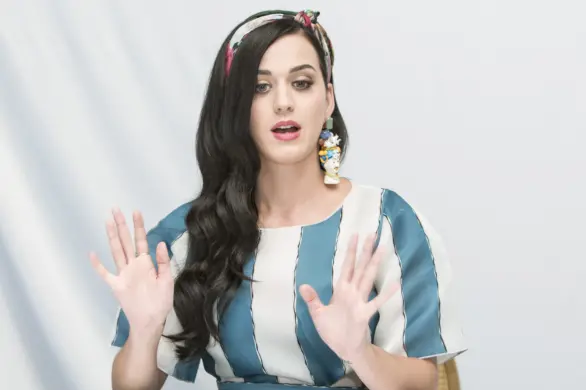 Katy Perry tłumaczy się z „zepsutego oka”