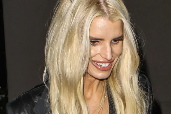 Jessica Simpson zdradziła, że ten napój poprawia jej zdolności wokalne. Zawiera kontrowersyjny składnik