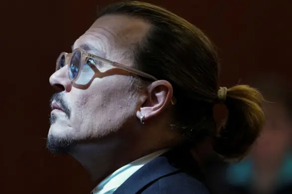 Kontrowersyjny epizod Johnny’ego Deppa u Rihanny. Opinia publiczna oburzona