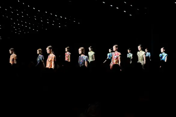 Oburzająca kampania Balenciagi z udziałem dzieci. Marka i fotograf wydają oświadczenia