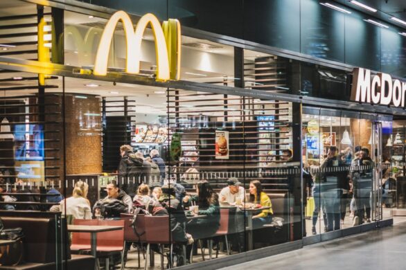 Opakowania wielokrotnego użytku w McDonald’s. Pomysł testuje Francja