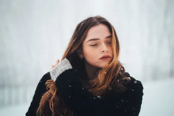 Winter Gold Hair. Styliści ogłaszają, że to najlepszy kolor włosów na 2023 rok