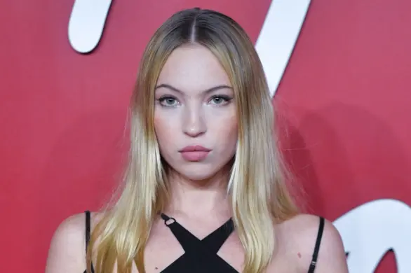 Córka Kate Moss to kopia mamy. Odtworzyła jej kultową stylizację