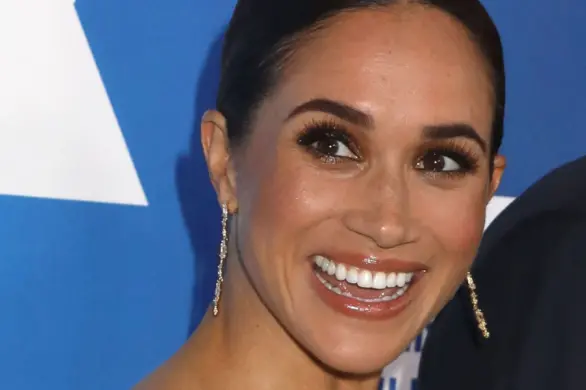 Dlaczego Meghan Markle miała na sobie seledynowy pierścionek księżnej Diany?