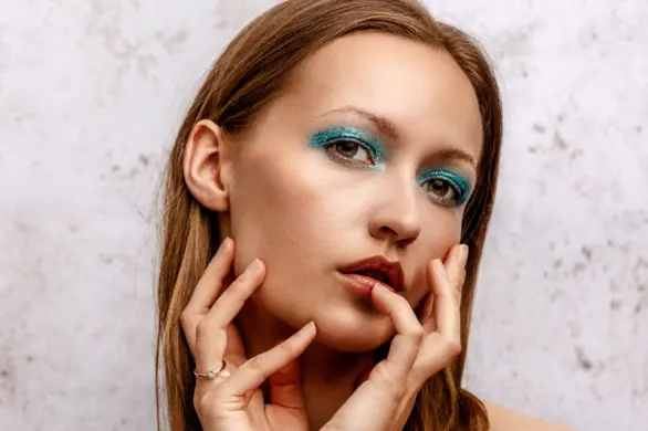 Makijaż na sylwestra. Sześć pomysłów na modny i efektowny make up