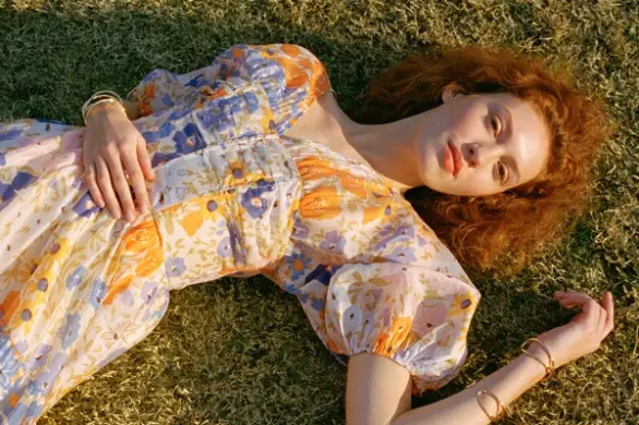 & Other Stories przedstawia kolekcję na wiosnę 2023