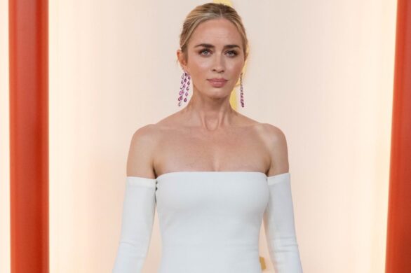 Ta sukienka Emily Blunt dosłownie krzyczy jesień