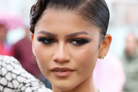 Zendaya w zachwycającej stylizacji rodem ze starego Hollywood