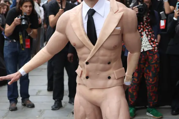 Gwiazdy na pokazie Jean Paul Gaultier. Heidi Klum przyszła w stroju kąpielowym