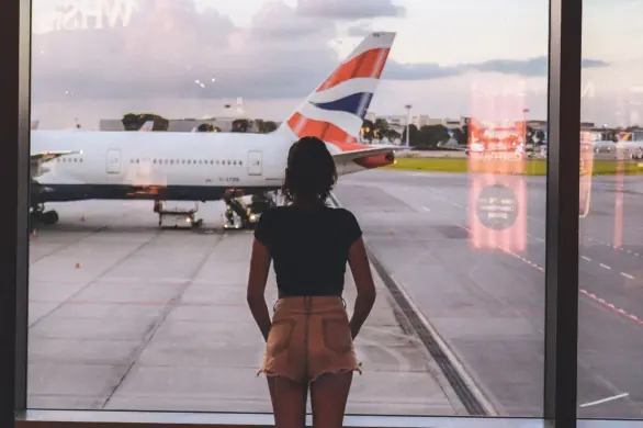 Dzięki tym wskazówkom zminimalizujesz jet lag
