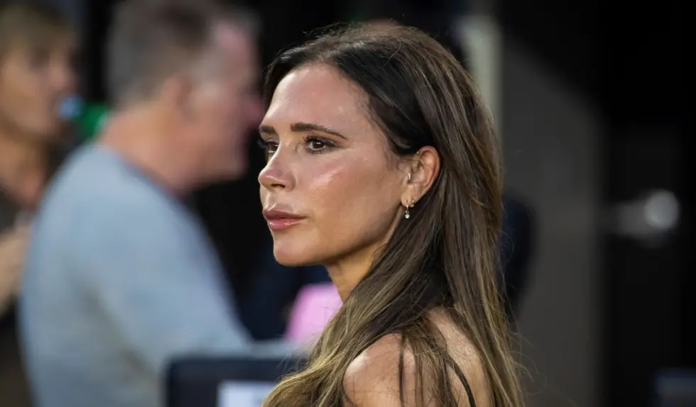 Victoria Beckham w najmodniejszym kolorze sezonu Victoria Beckham w najmodniejszym kolorze sezonu