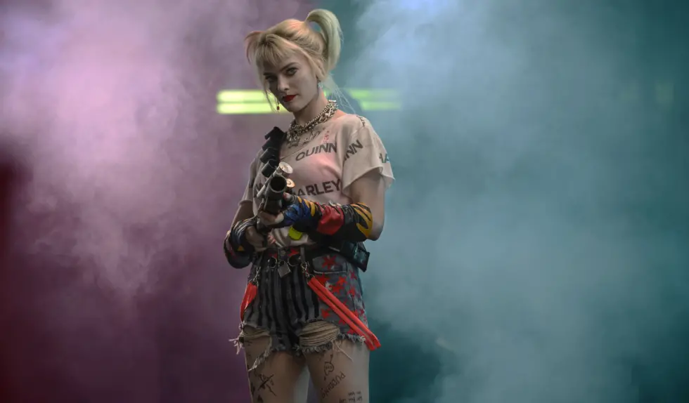 Harley Quinn na Halloween: makijaż krok po kroku