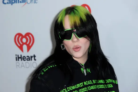 Sensacja na koncercie Billie Eilish: odsłonięcie ogromnego tatuażu