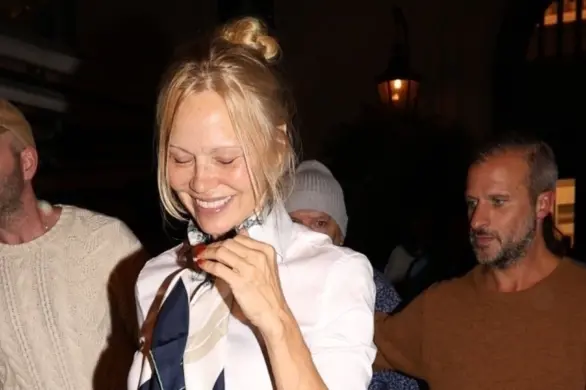 Naturalne piękno Pameli Anderson. Aktorka sfotografowana bez makijażu