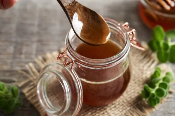 Domowe sposoby na przeziębienie: jak przezwyciężyć chorobę bez wychodzenia z domu