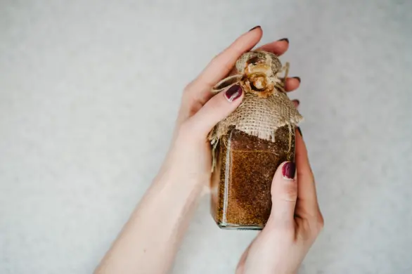 Domowy przepis na odżywkę do paznokci