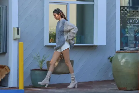 Blondwłosa Kendall Jenner gwiazdą pokazu L’Oreal!