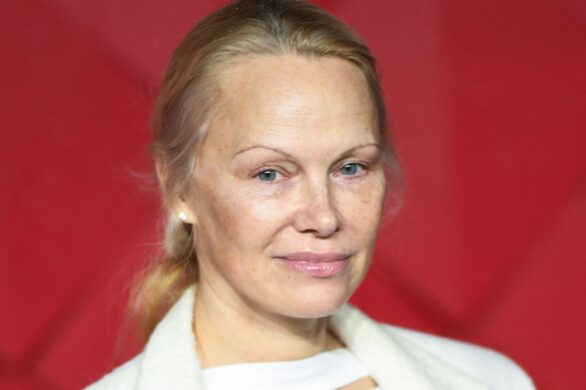 Pamela Anderson bez makijażu na British Fashion Awards