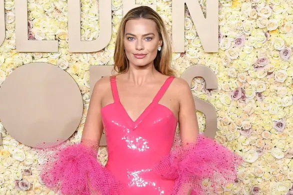 Margot Robbie oczarowuje w stylizacji Barbie na Złotych Globach 2024