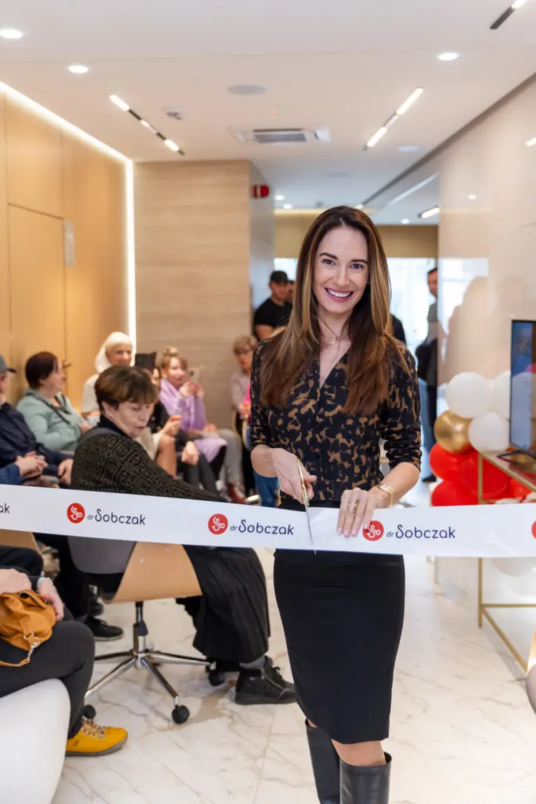 Dr Sobczak to Profesjonalne Kliniki Stomatologii, znane na całym świecie ze względu na profesjonalizm i specjalistów.