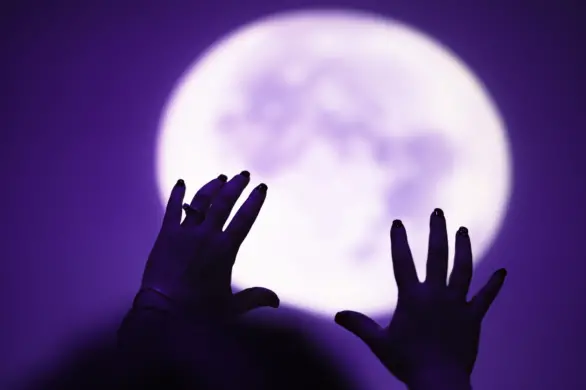 Zaćmienie Słońca 8 kwietnia: jego astrologiczne znaczenie i wpływ na znaki zodiaku