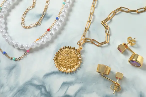 Wiosenne trendy w biżuterii: co jest na topie w sezonie?