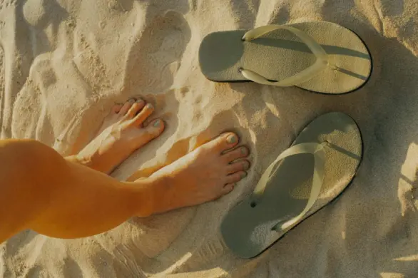 Buty na majówkę. Dobierz obuwie do swoich urlopowych planów