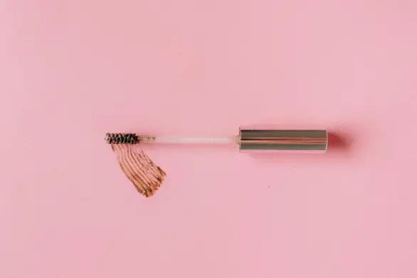 Jak uratować zaschnięty tusz do rzęs?