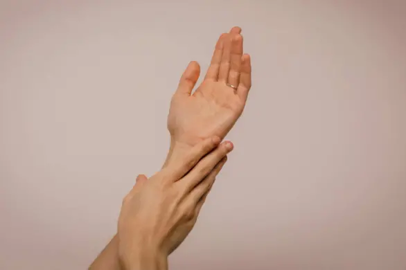 Te olejki do ciała pięknie rozświetlają skórę. Warto je mieć!