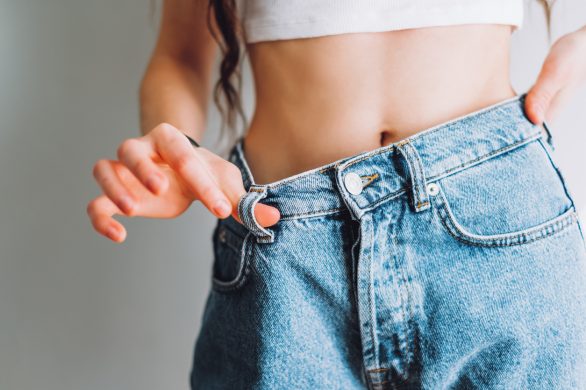 Jortsy: jak stylizować popularny, ale niełatwy model spodni?