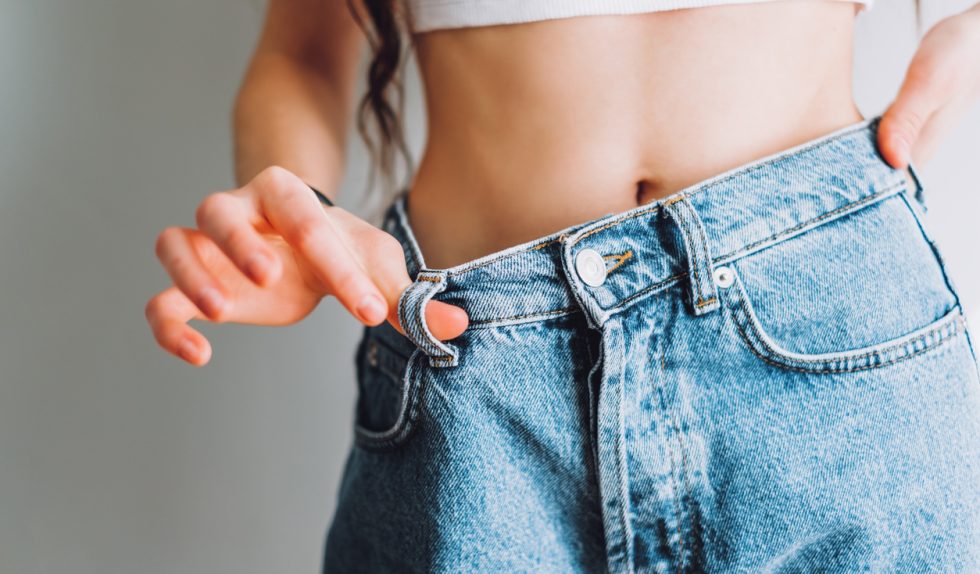 Jortsy: jak stylizować popularny, ale niełatwy model spodni?