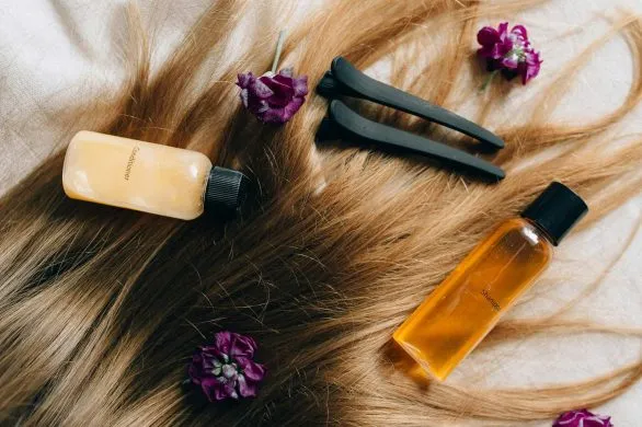 Produkty do włosów, które wywołały obsesję w social mediach