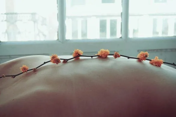 58-latka zachwyca figurą. Na Instagramie często pozuje w bikini