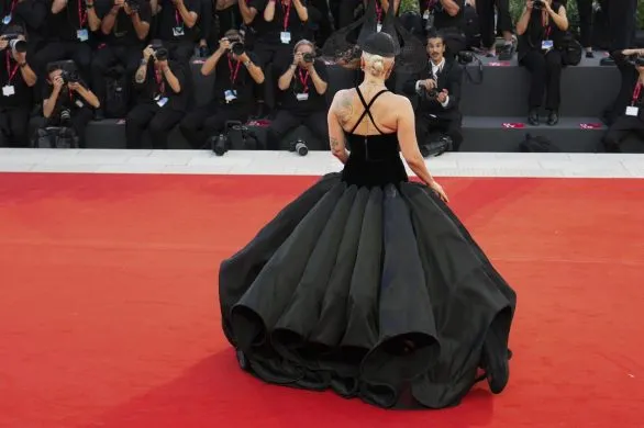 Lady Gaga olśniewa na premierze „Joker: Folie à Deux”