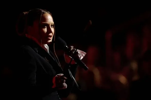 Pillow face: czym jest przypadłość hollywoodzkich (i nie tylko) gwiazd?