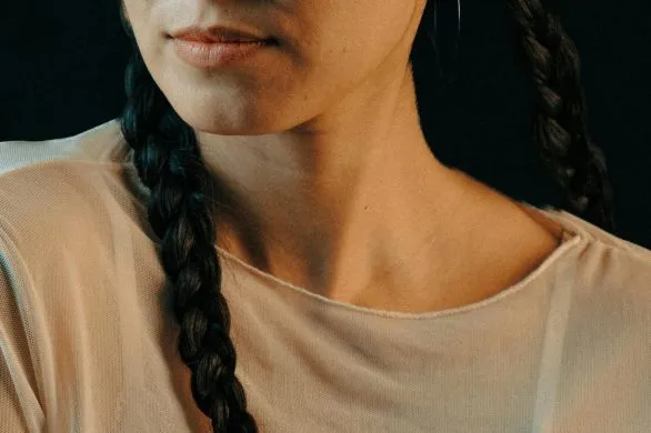 Urocza fryzura do szkoły. Zobacz, jak ją zrobić krok po kroku