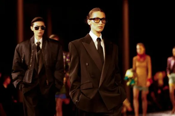 Bella Hadid wróciła na wybieg. I zrobiła to w epickim stylu