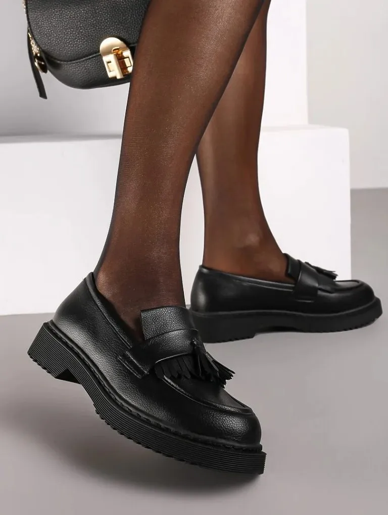 Mokasyny z frędzlami