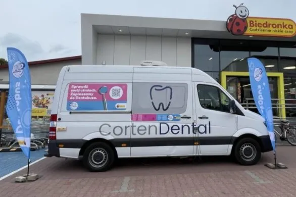 Mars Polska i Biedronka kolejny raz łączą siły, aby dbać o zdrowie zębów. Dentobus ponownie ruszy w trasę