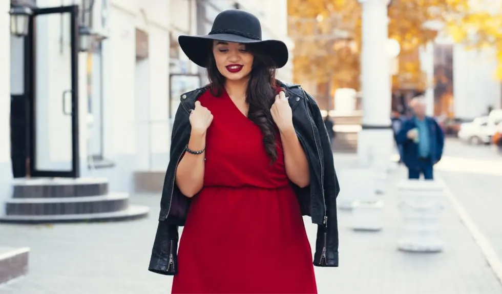 Jaki fason kurtki jesiennej dla puszystych wybrać w sezonie 2024/2025?