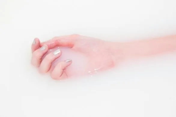 Jak wybielić paznokcie?