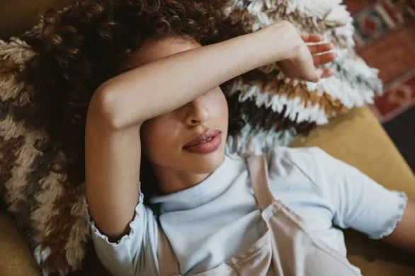 Styczeń wykańcza cię emocjonalnie i fizycznie? 5 sposobów na january blues