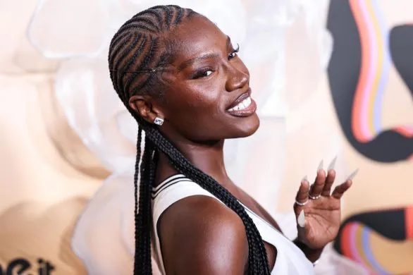 Dlaczego Doechii nie ukrywa taśmy liftingującej?