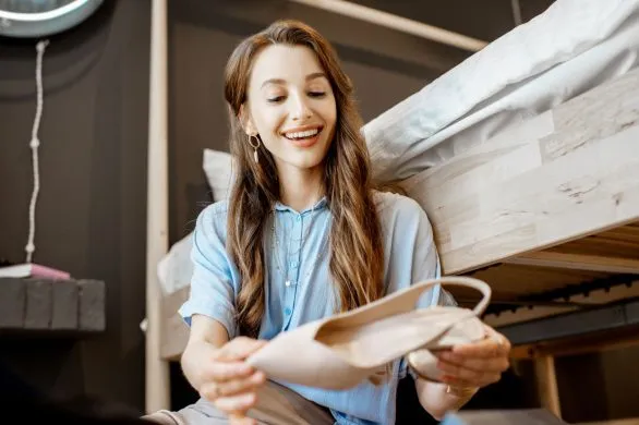 To najgorętszy obuwniczy trend wiosny 2025. Te szpilki będziemy nosić od świtu do zmierzchu