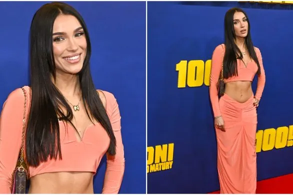 Natsu eksponuje zgrabną sylwetkę na premierze filmu