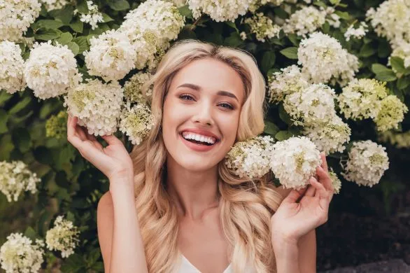 Modne kolory włosów na wiosnę 2025. Te odcienie zdominują trendy