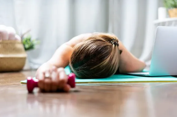 Czujesz zmęczenie po pracy? Wystrzegaj się tych rzeczy