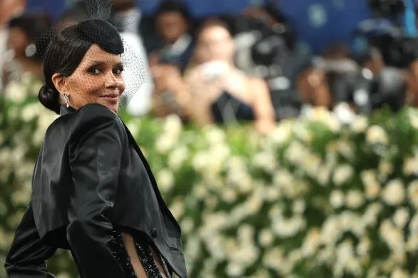 Ryzykowna kreacja Halle Berry na Met Gali 2025